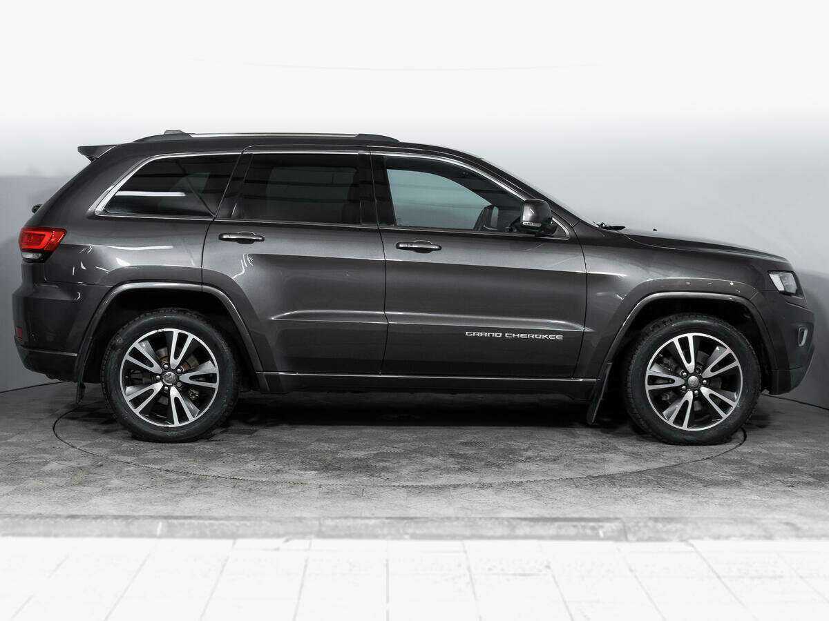 Купить Jeep Grand Cherokee с пробегом. Фото: #3