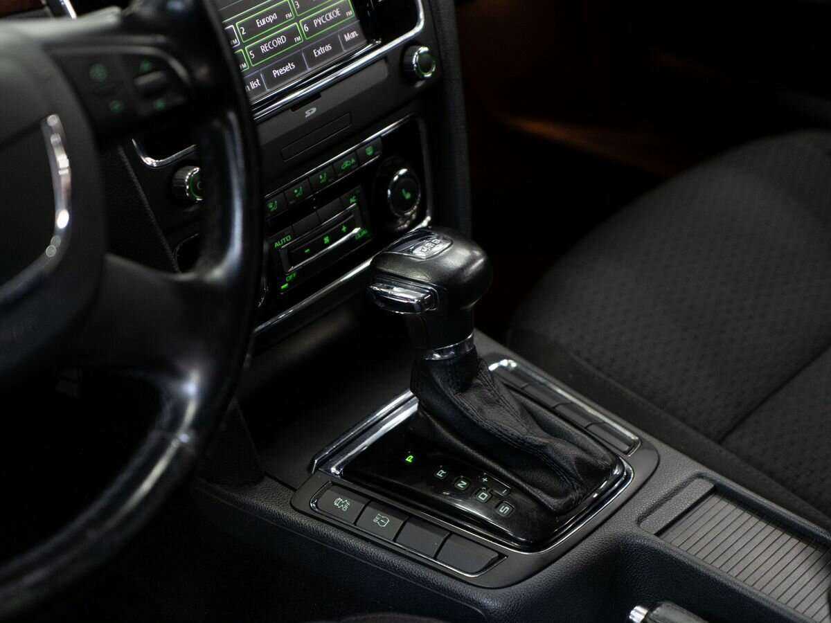 Купить Skoda Superb с пробегом. Фото: #12