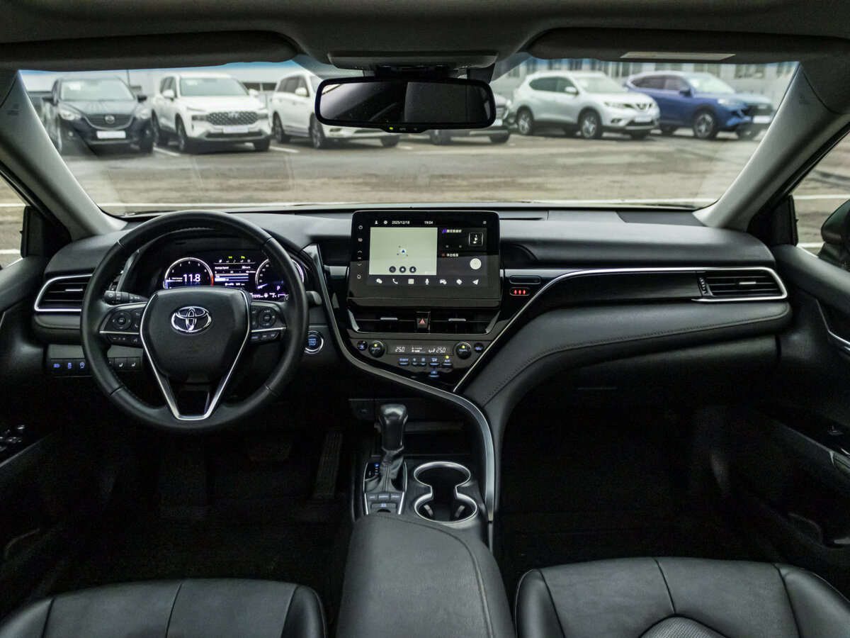 Купить Toyota Camry с пробегом. Фото: #13
