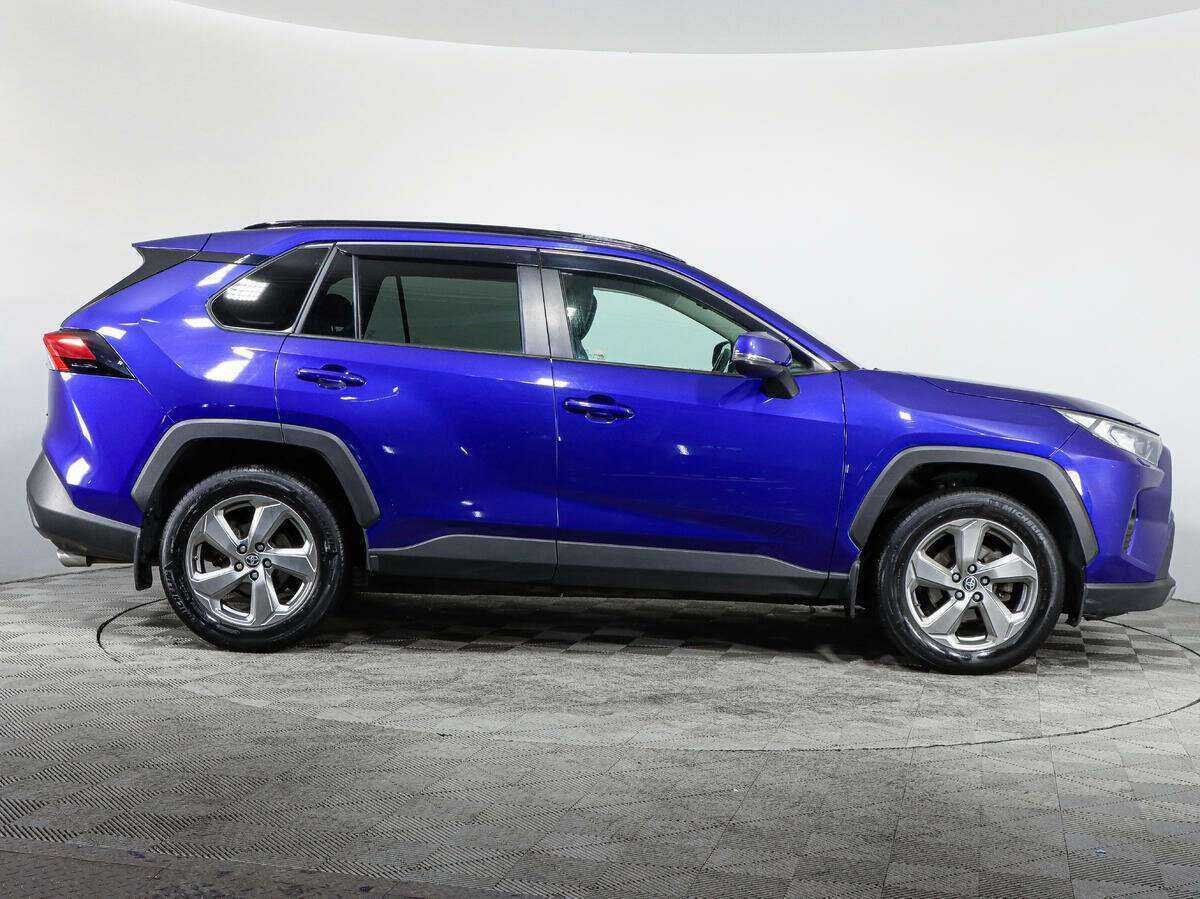 Купить Toyota RAV4 с пробегом. Фото: #3