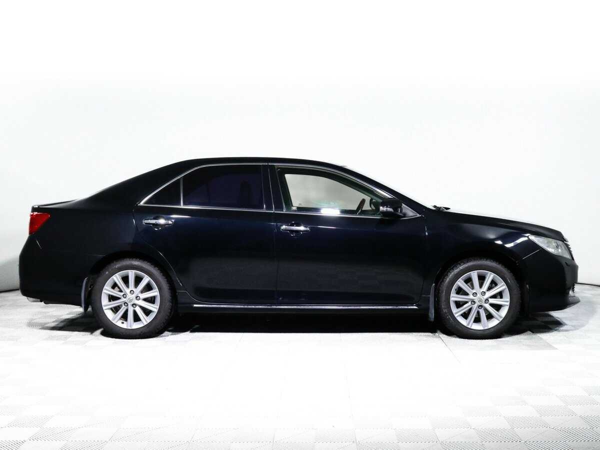 Купить Toyota Camry с пробегом. Фото: #3