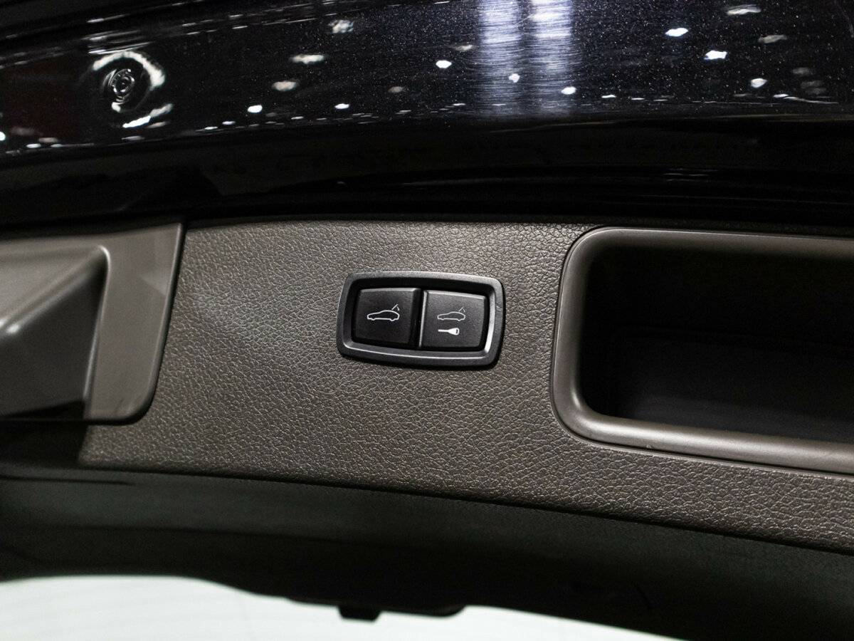 Купить Porsche Macan с пробегом. Фото: #21