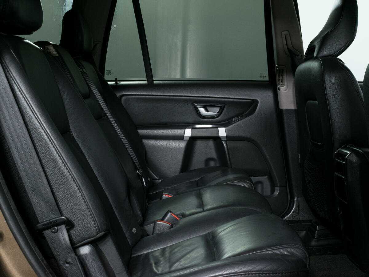 Купить Volvo XC90 с пробегом. Фото: #8