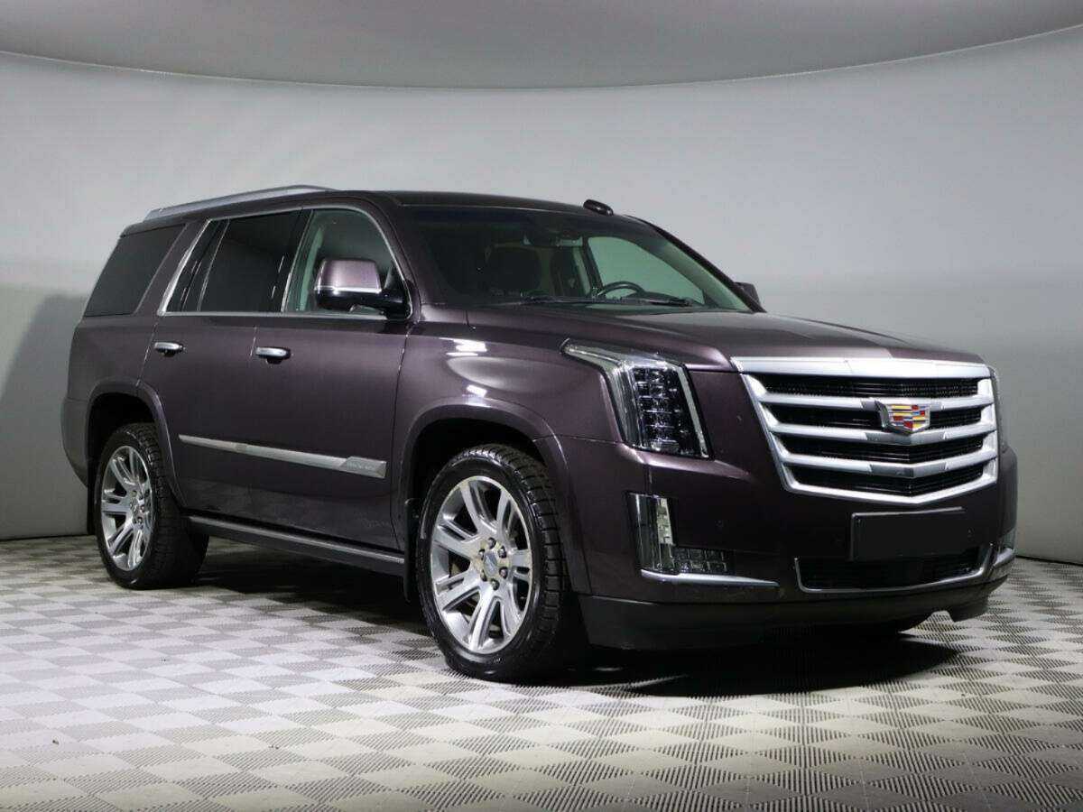 Купить Cadillac Escalade с пробегом. Фото: #1