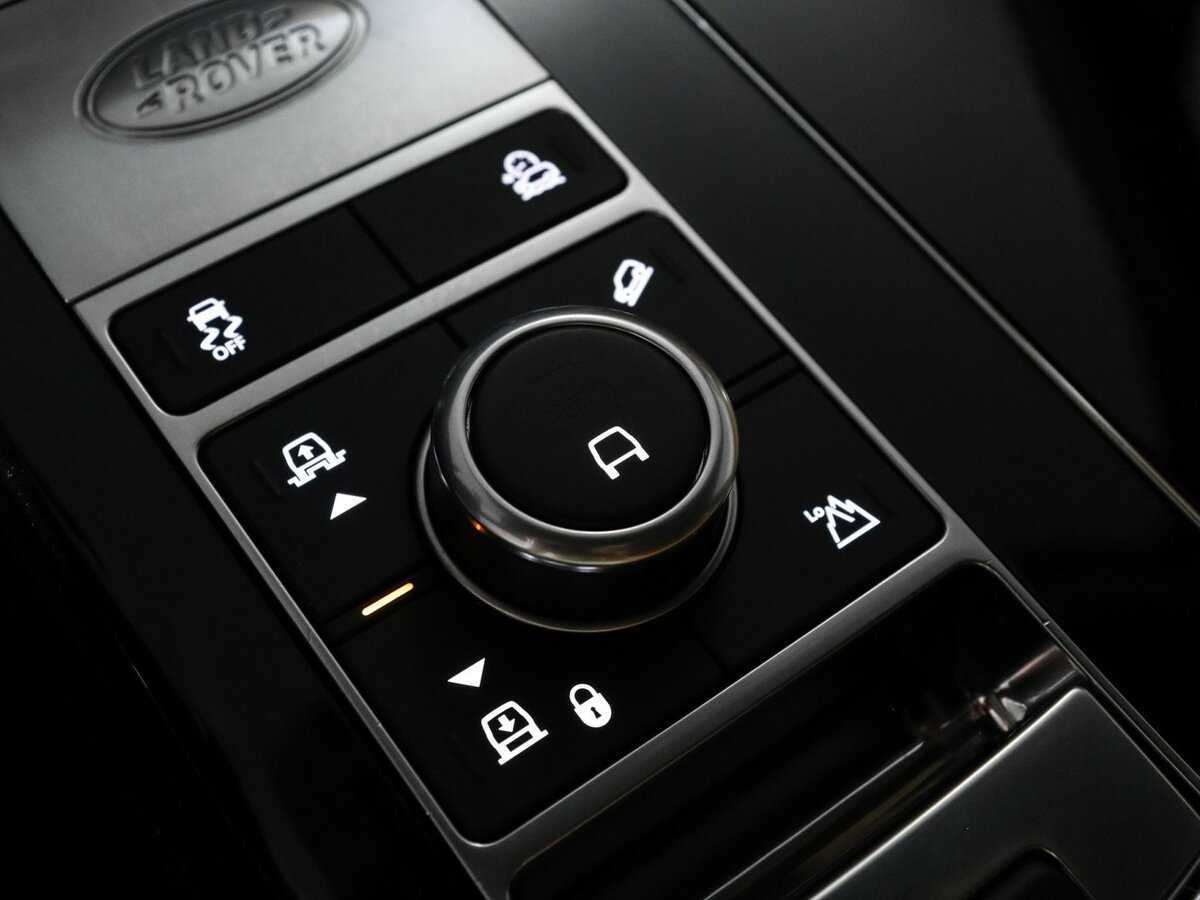Купить Land Rover Range Rover с пробегом. Фото: #24