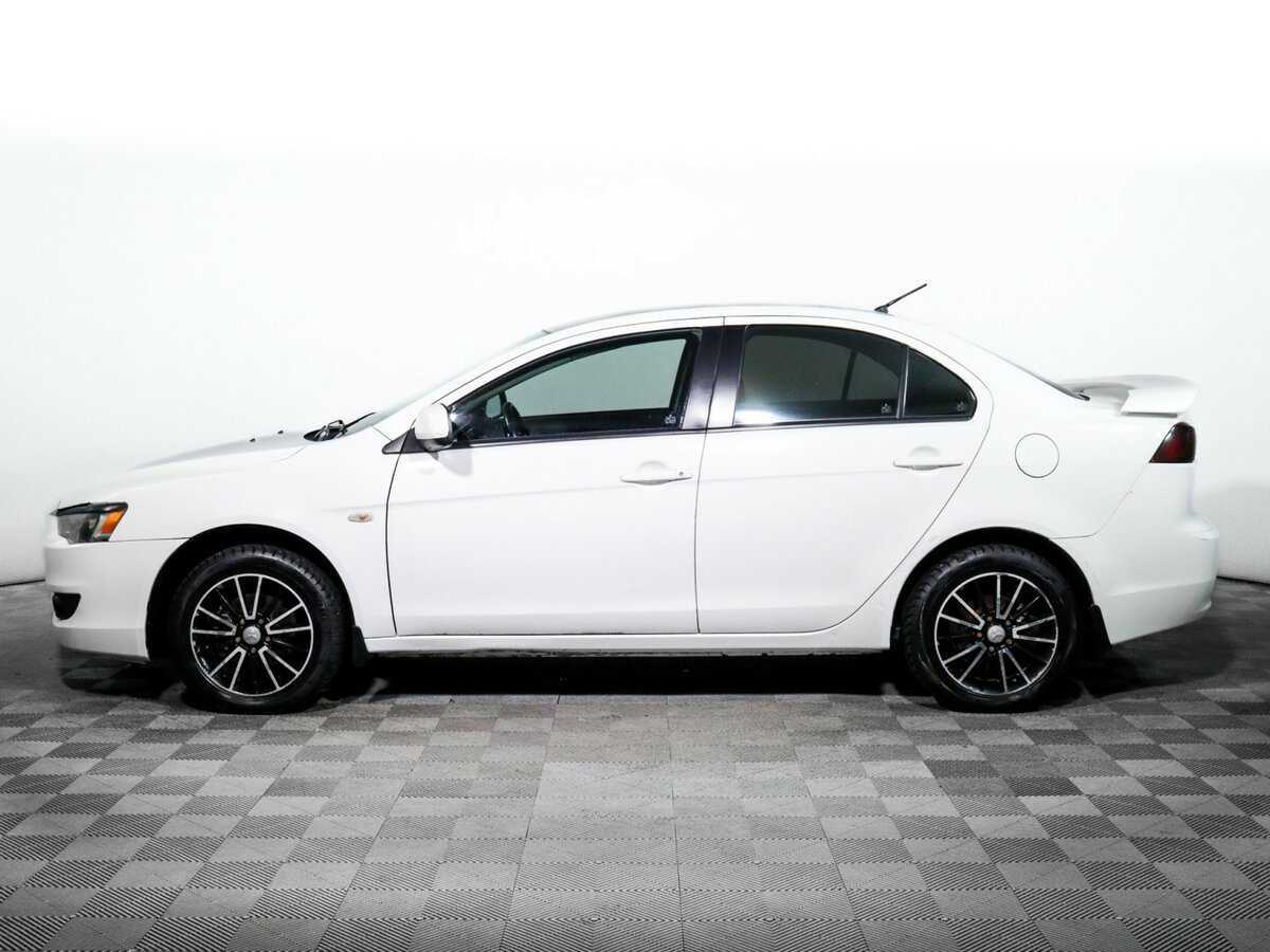 Купить Mitsubishi Lancer с пробегом. Фото: #4