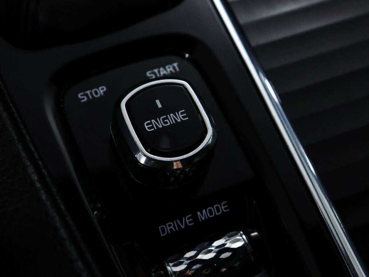 Купить Volvo XC90 с пробегом. Фото: #16
