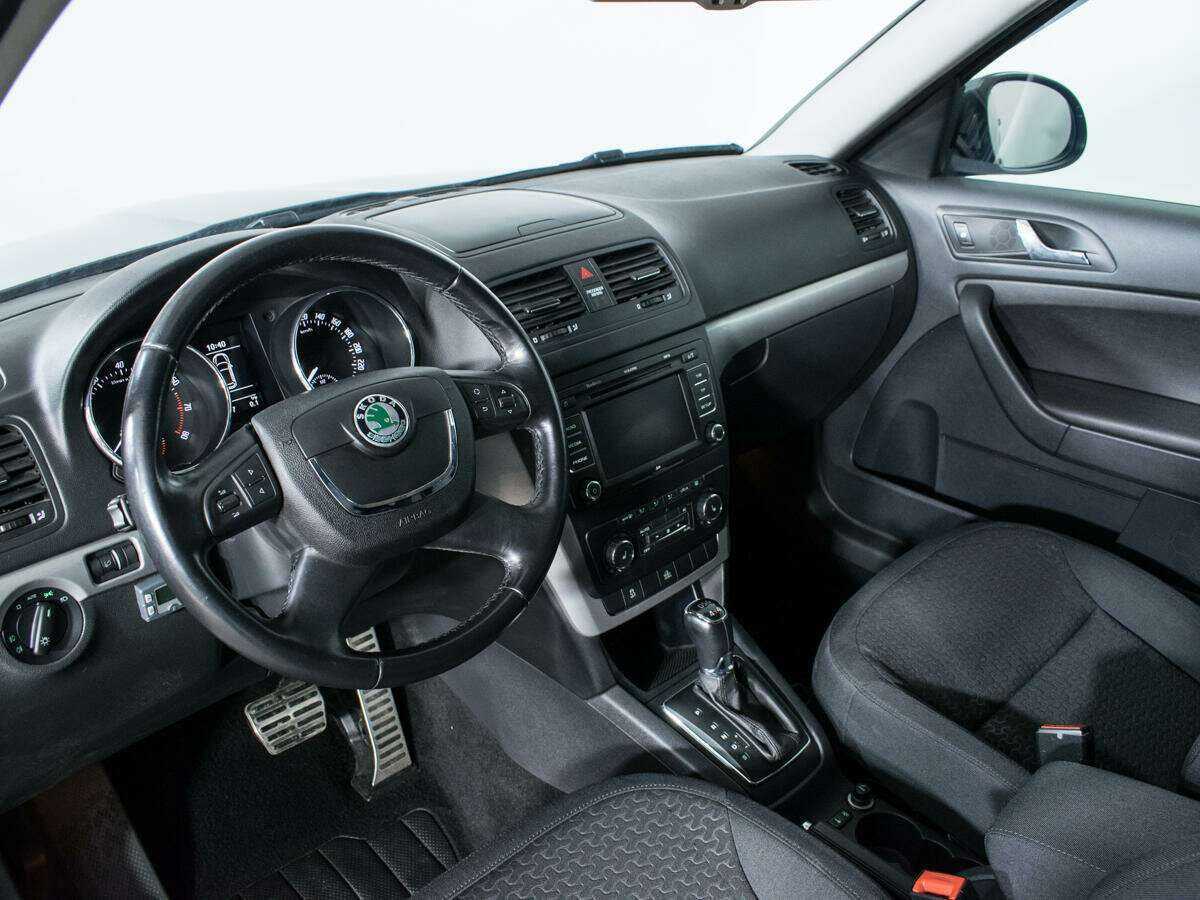 Купить Skoda Yeti с пробегом. Фото: #12