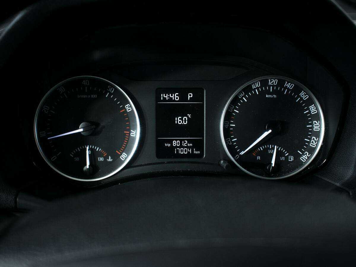 Купить Skoda Octavia с пробегом. Фото: #10