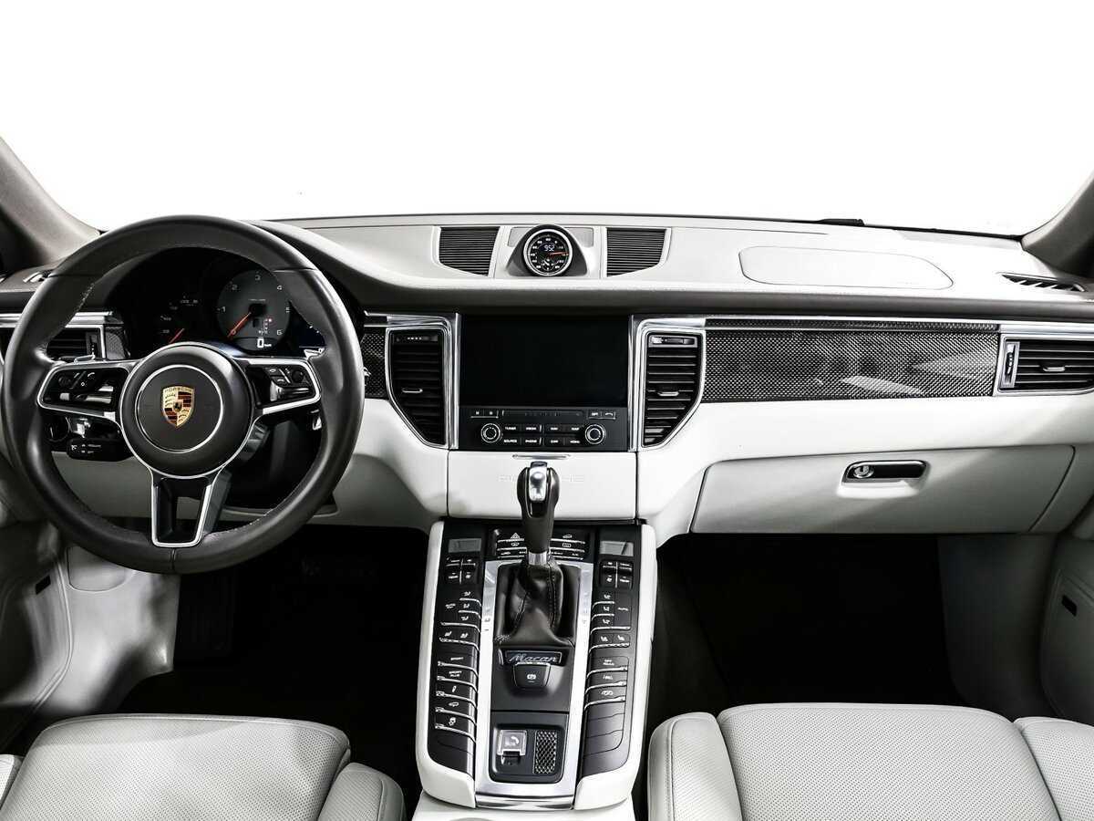 Купить Porsche Macan с пробегом. Фото: #10