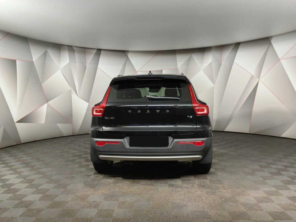 Купить Volvo XC40 с пробегом. Фото: #7