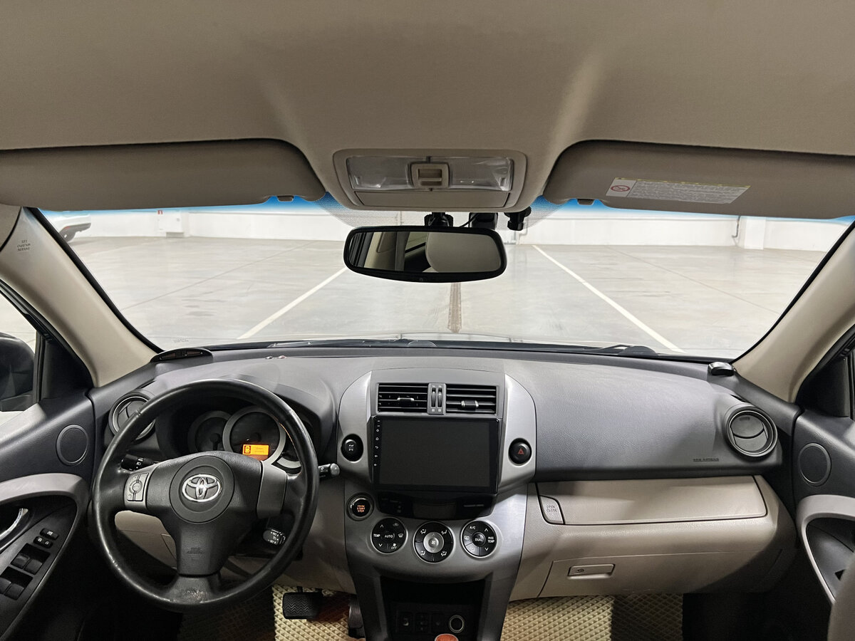 Купить Toyota RAV4 с пробегом. Фото: #13