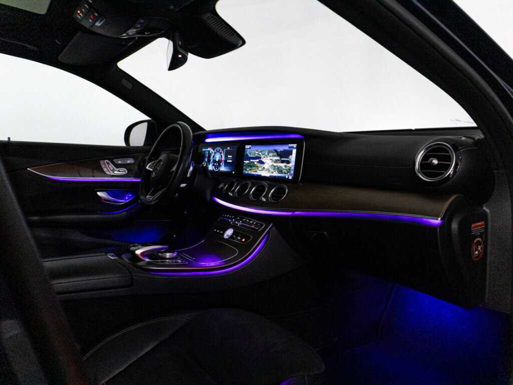 Купить Mercedes-Benz E-Класс с пробегом. Фото: #23