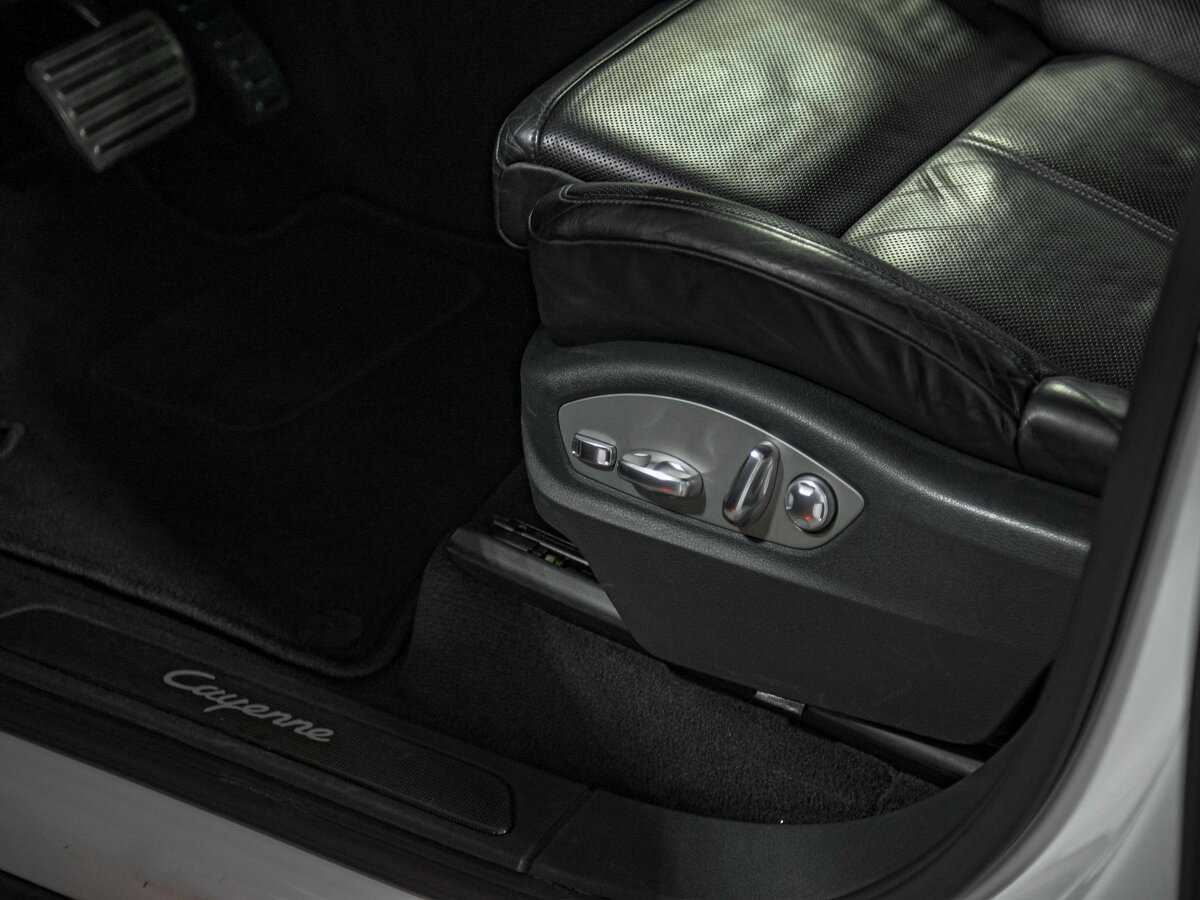 Купить Porsche Cayenne с пробегом. Фото: #17