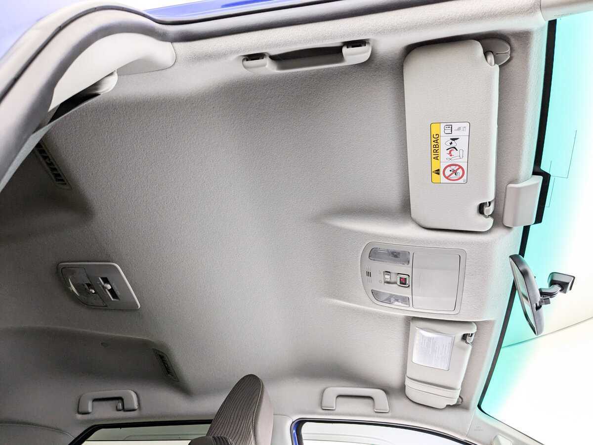 Купить Toyota Fortuner с пробегом. Фото: #17