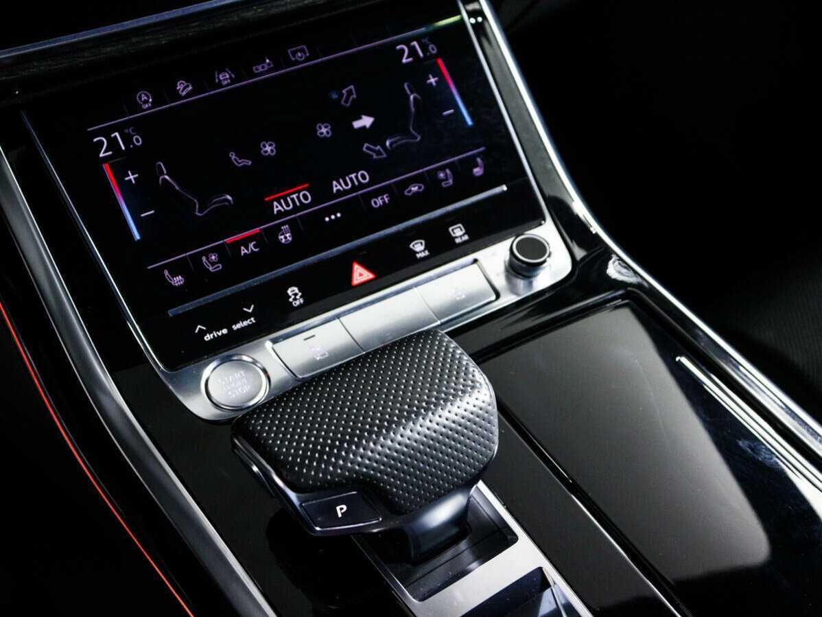 Купить Audi Q8 с пробегом. Фото: #23