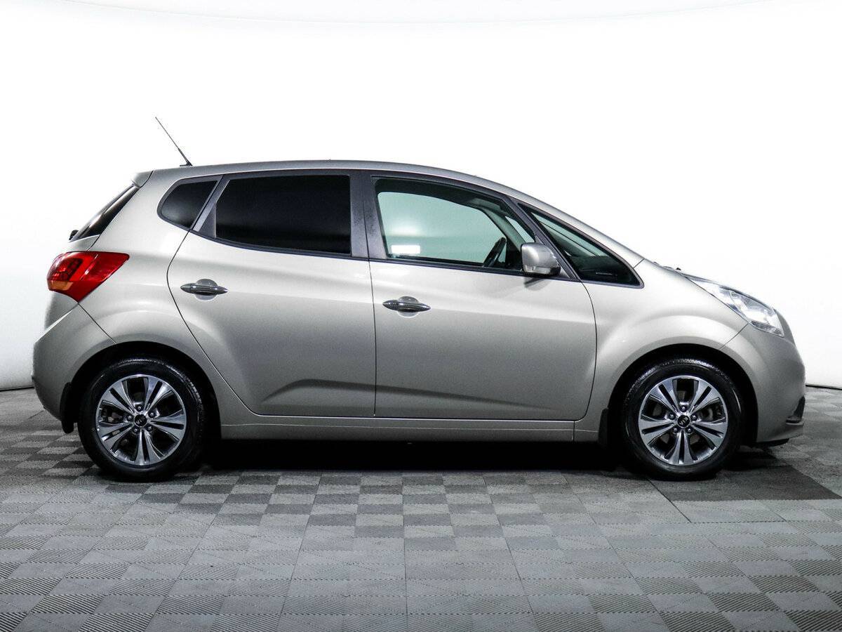 Купить Kia Venga с пробегом. Фото: #3