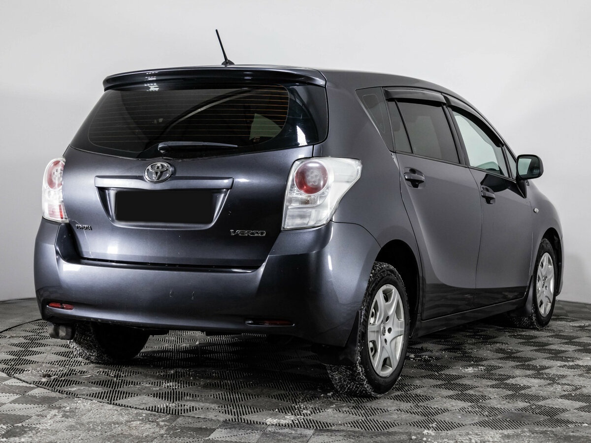 Купить Toyota Verso с пробегом. Фото: #3