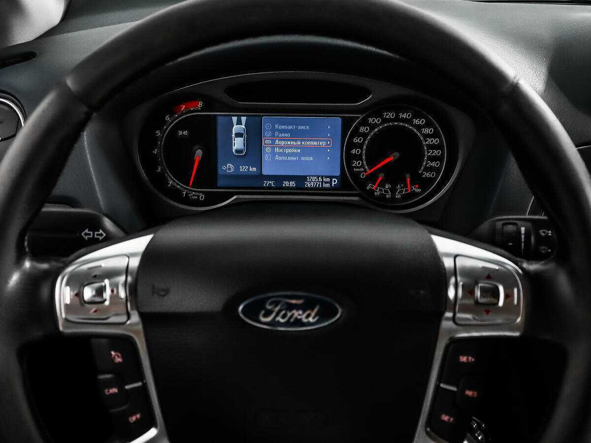 Купить Ford Mondeo с пробегом. Фото: #15