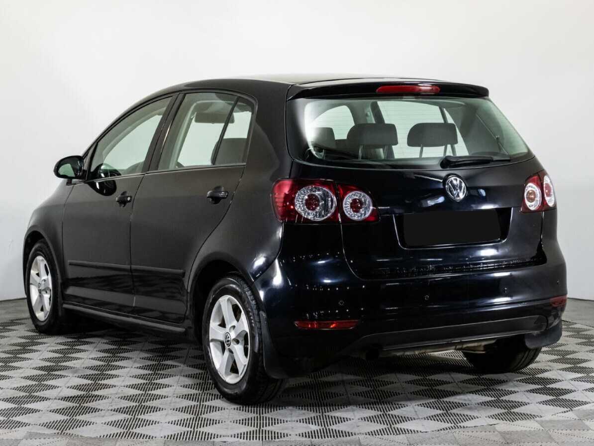Купить Volkswagen Golf Plus с пробегом. Фото: #6