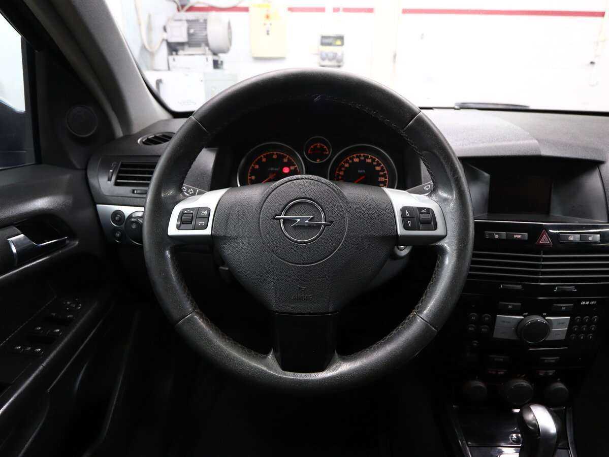 Купить Opel Astra с пробегом. Фото: #15