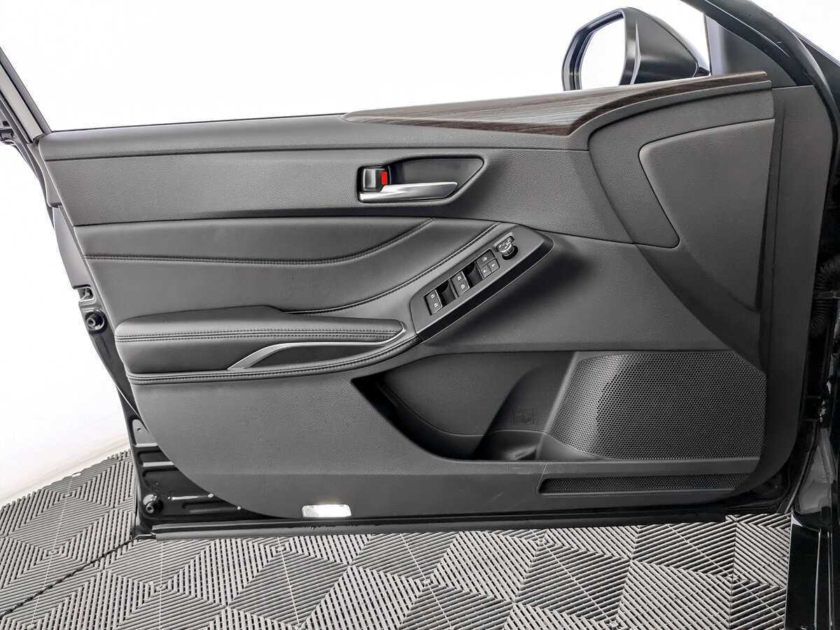 Купить Toyota Avalon с пробегом. Фото: #14