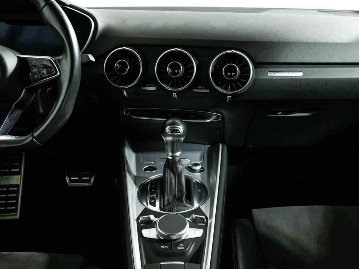 Купить Audi TT с пробегом. Фото: #13