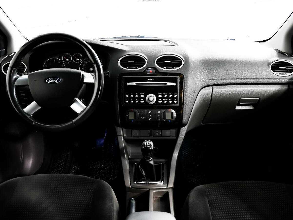 Купить Ford Focus с пробегом. Фото: #10