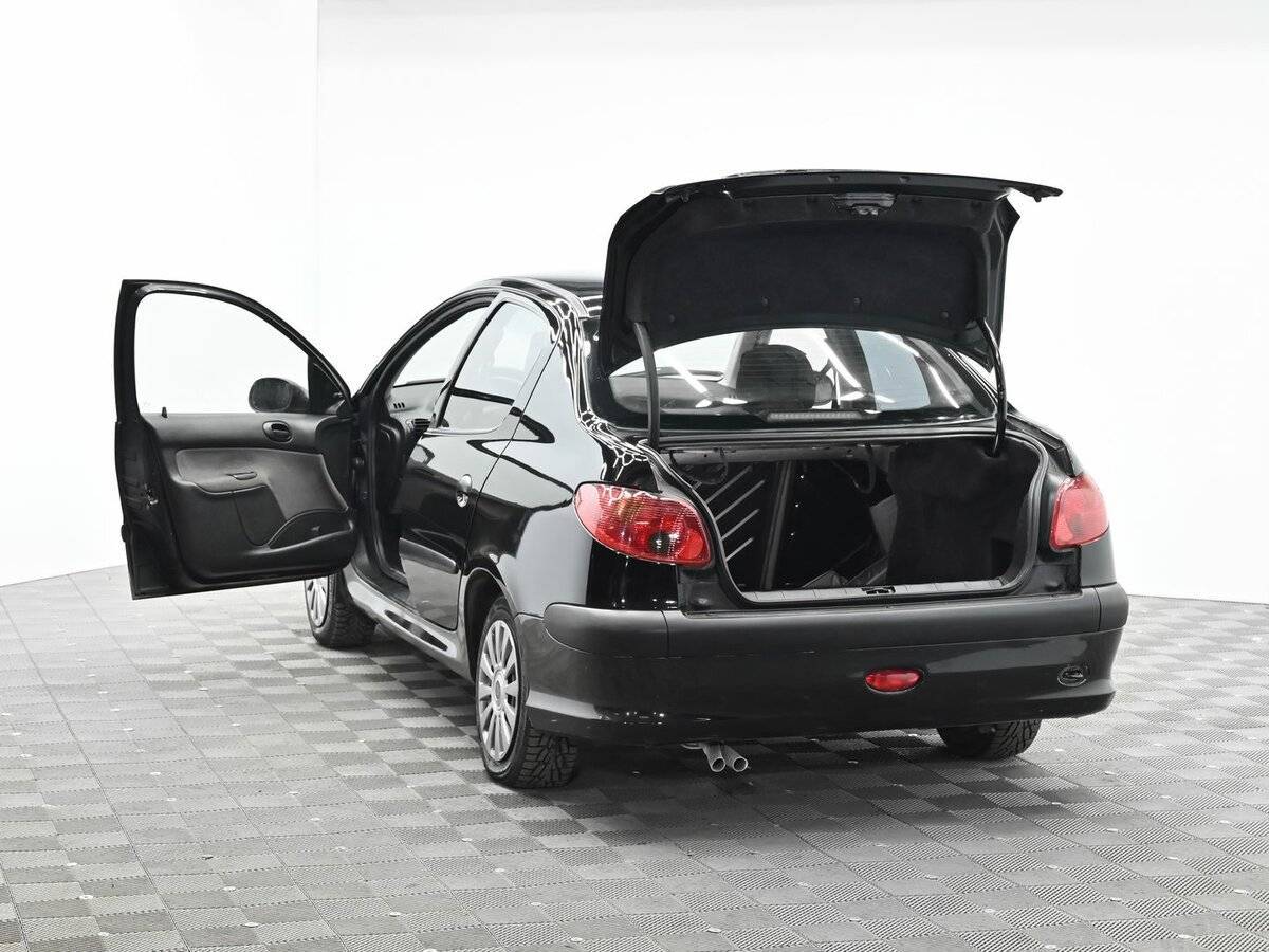 Купить Peugeot 206 с пробегом. Фото: #4