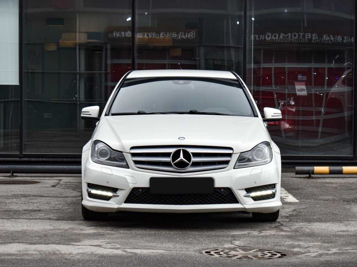 Купить Mercedes-Benz C-Класс с пробегом. Фото: #1