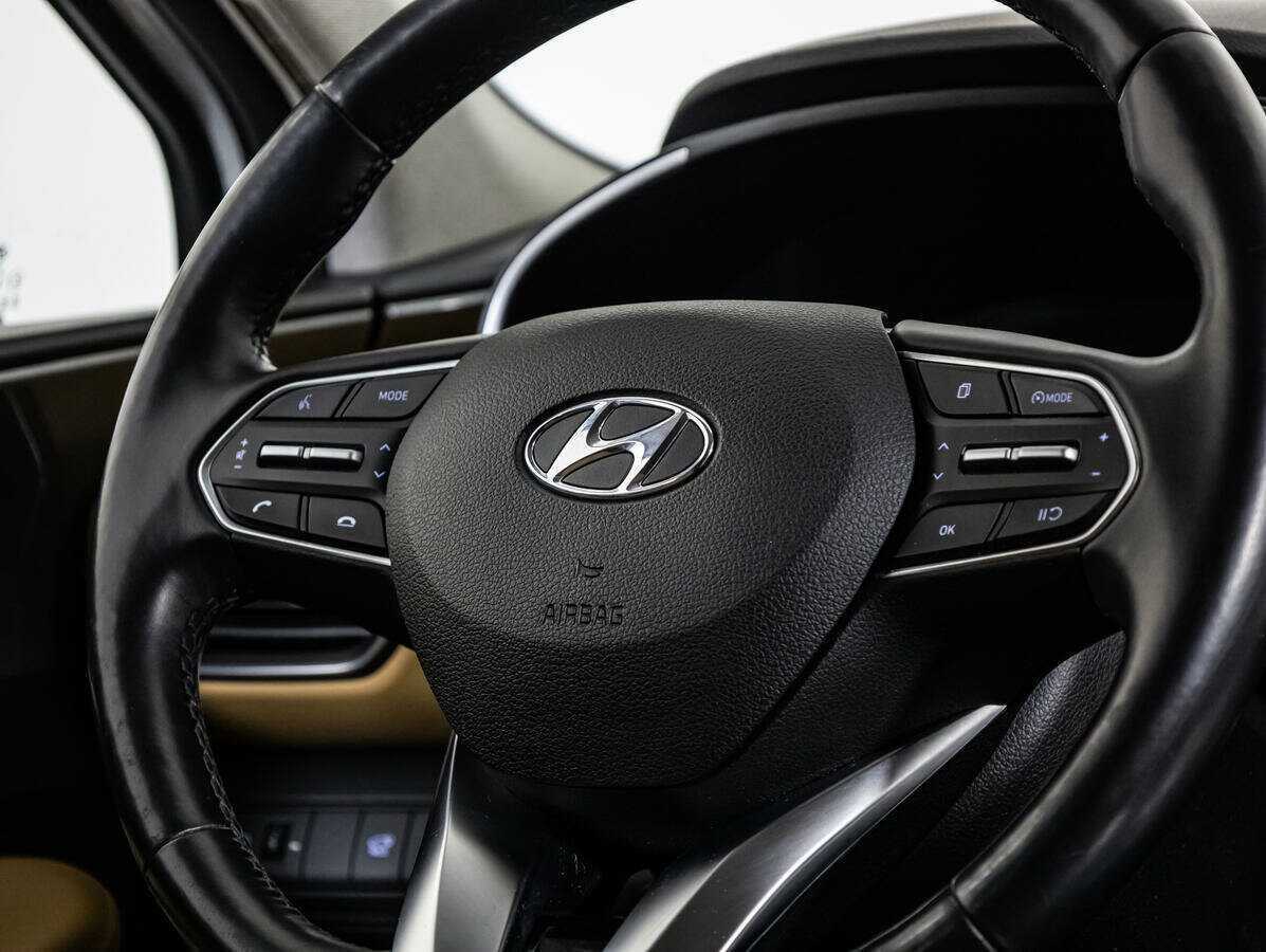 Купить Hyundai Santa Fe с пробегом. Фото: #14