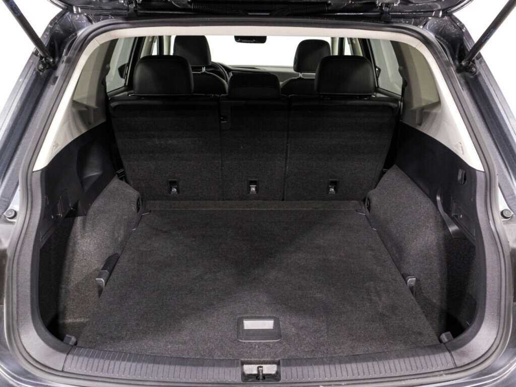 Купить Volkswagen Tiguan с пробегом. Фото: #14