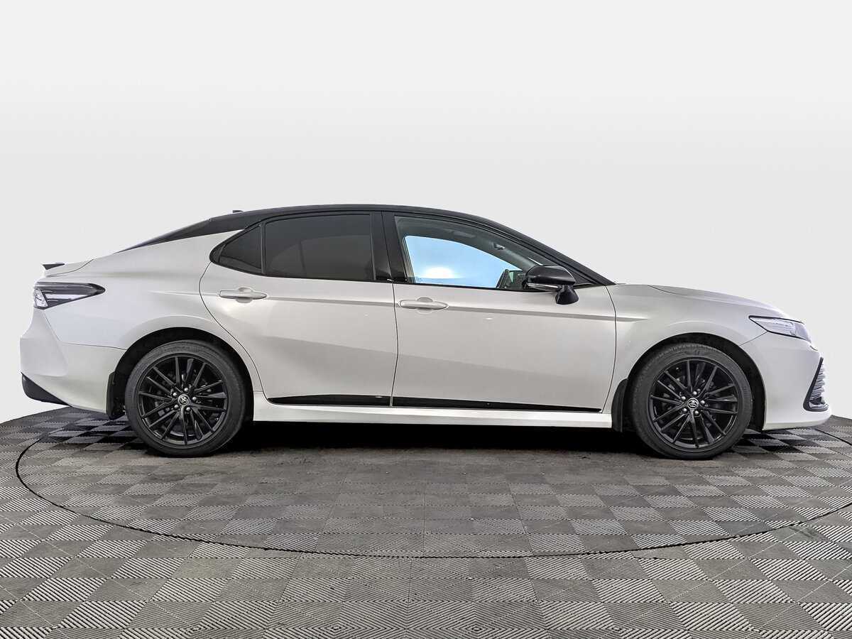 Купить Toyota Camry с пробегом. Фото: #3