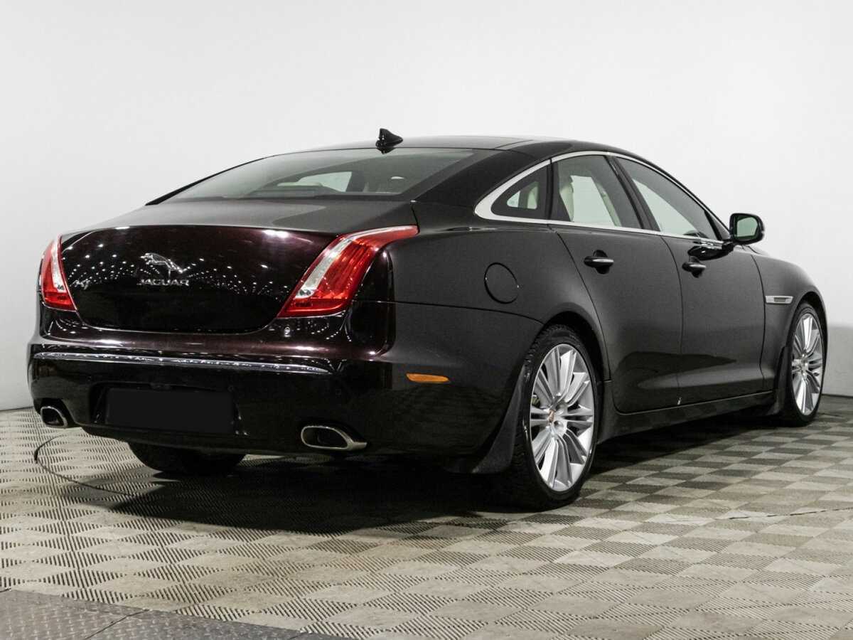 Купить Jaguar XJ с пробегом. Фото: #4