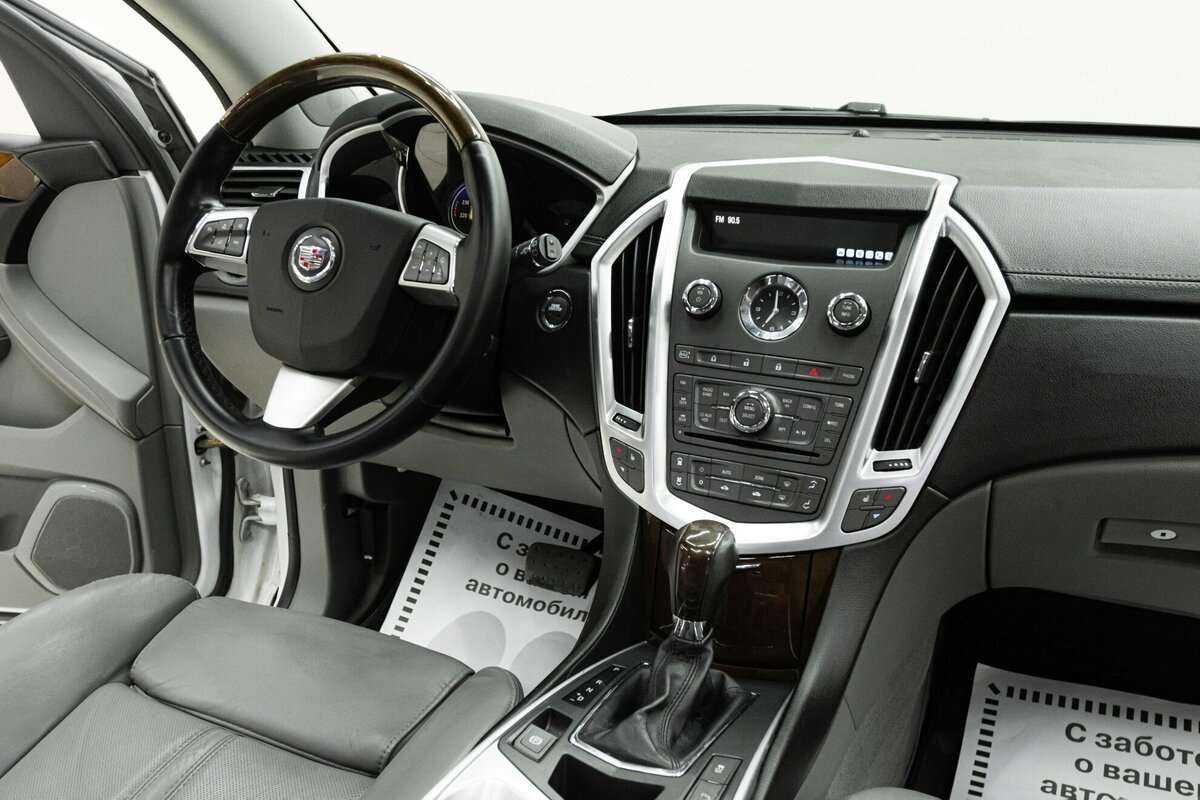 Купить Cadillac SRX с пробегом. Фото: #11