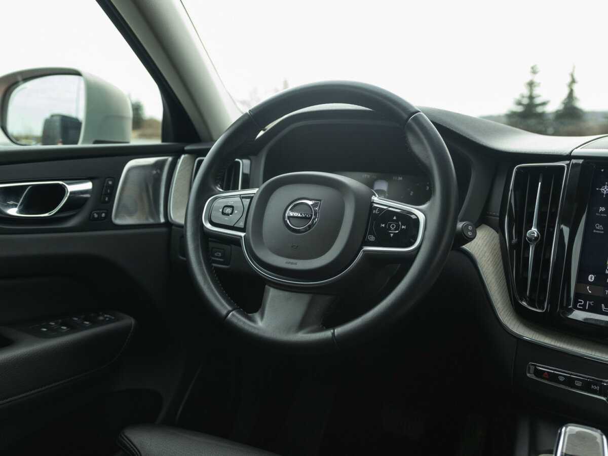 Купить Volvo XC60 с пробегом. Фото: #20