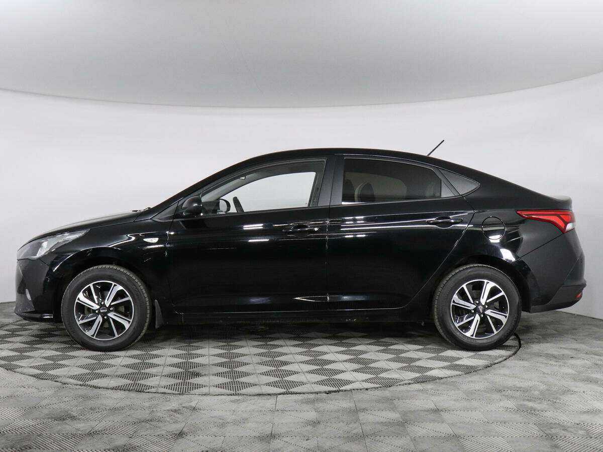 Купить Hyundai Solaris с пробегом. Фото: #7