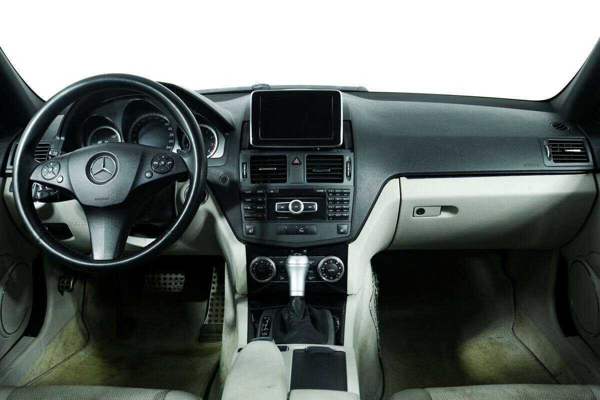 Купить Mercedes-Benz C-Класс с пробегом. Фото: #10