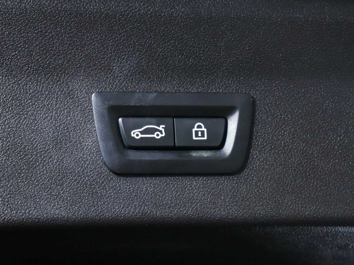 Купить BMW X4 с пробегом. Фото: #11