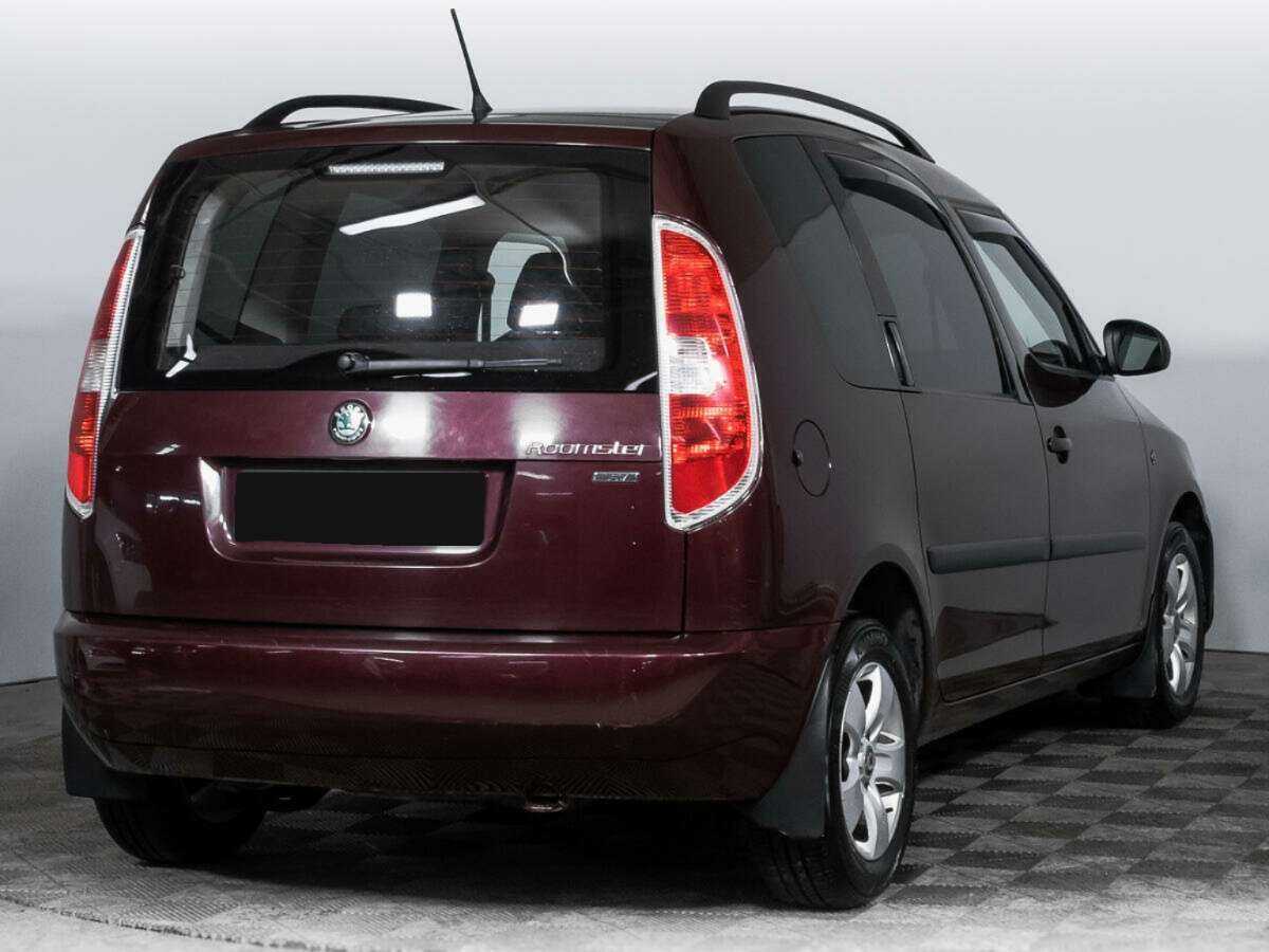 Купить Skoda Roomster с пробегом. Фото: #4