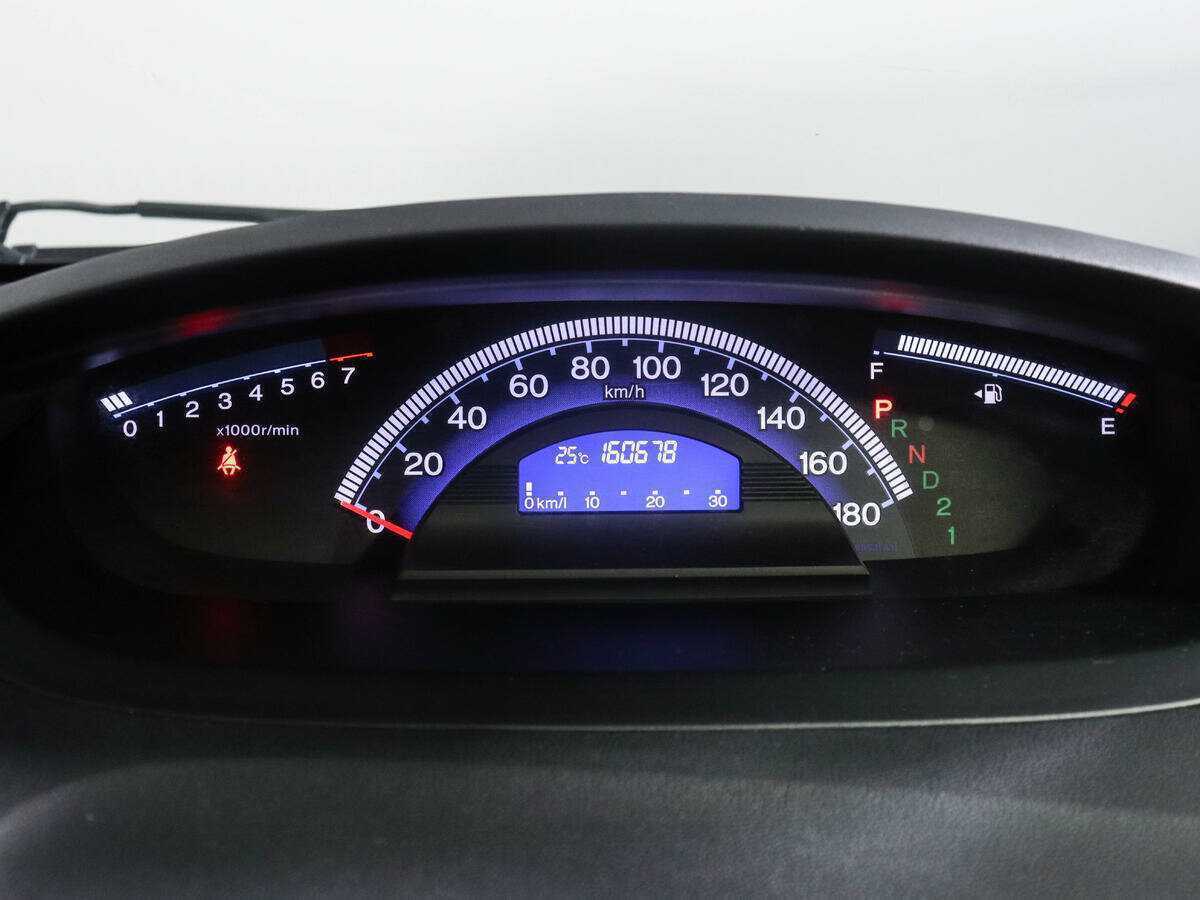 Купить Honda Freed с пробегом. Фото: #10