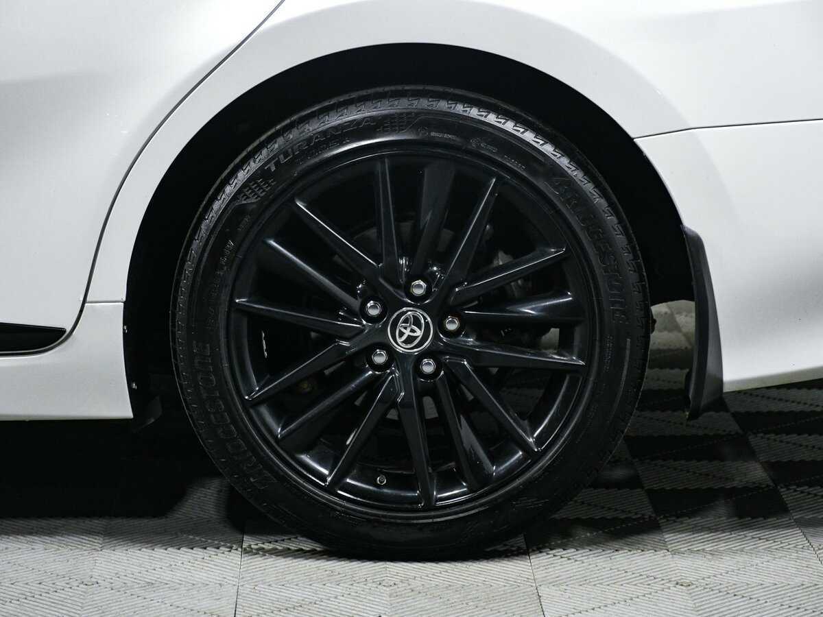 Купить Toyota Camry с пробегом. Фото: #13