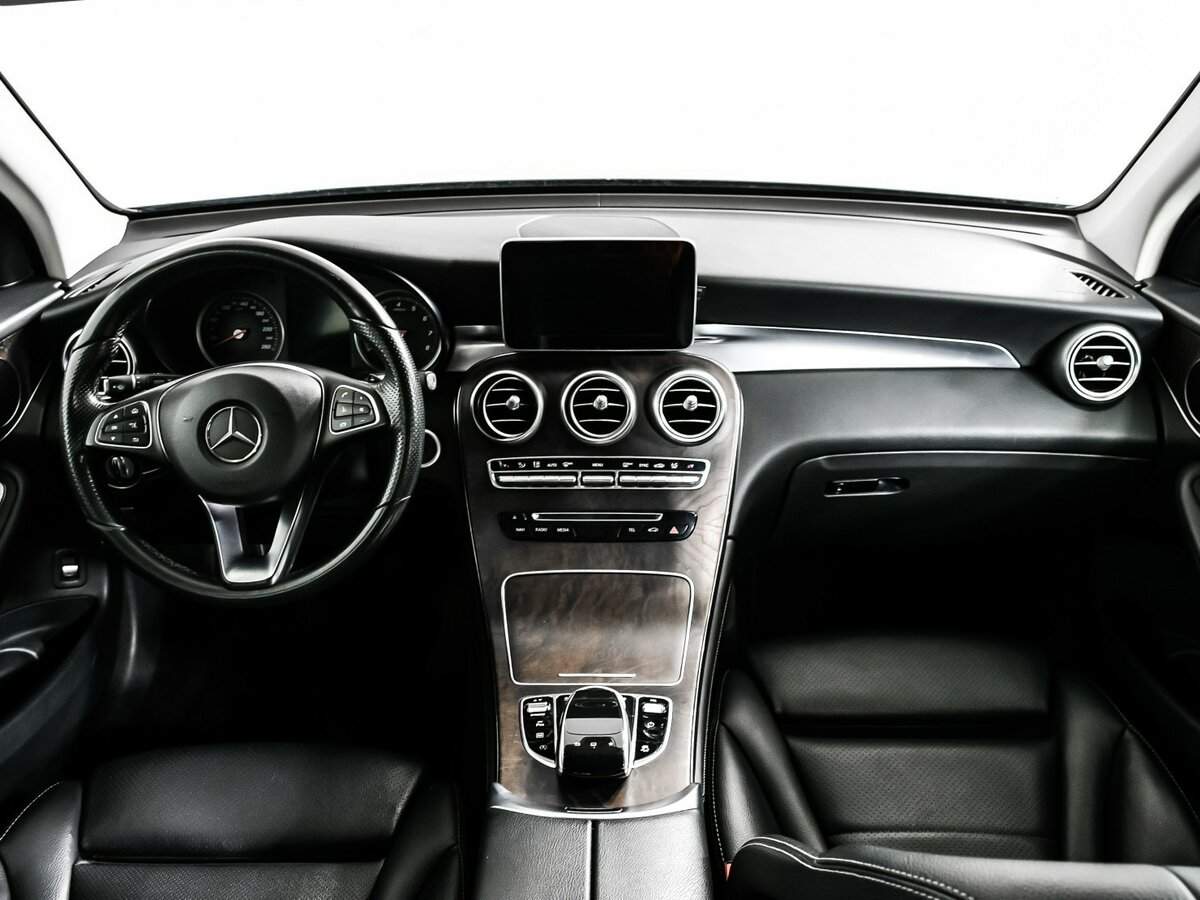 Купить Mercedes-Benz GLC с пробегом. Фото: #10
