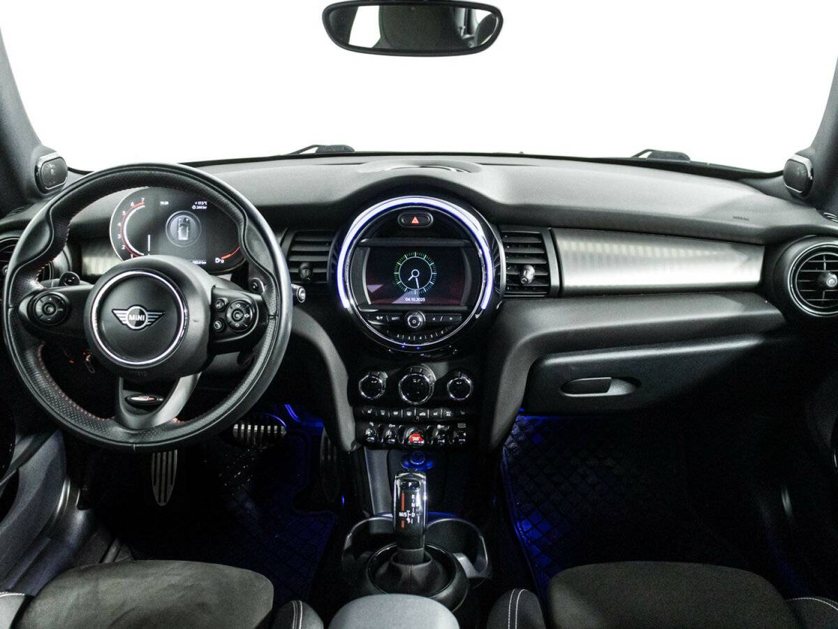 Купить Mini Hatch с пробегом. Фото: #12