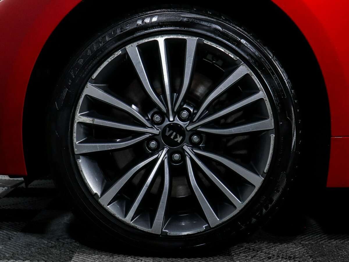 Купить Kia Stinger с пробегом. Фото: #10