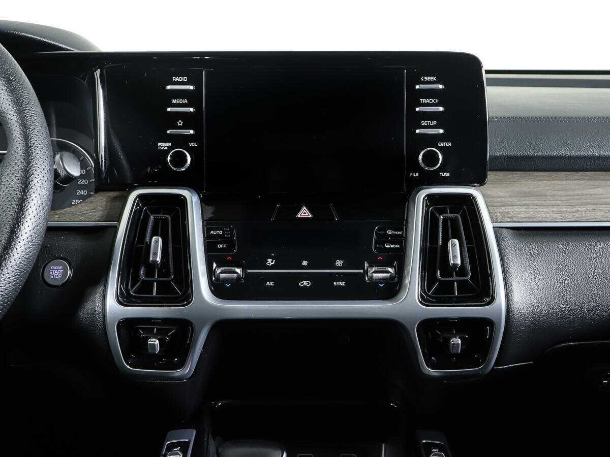 Купить Kia Sorento с пробегом. Фото: #11