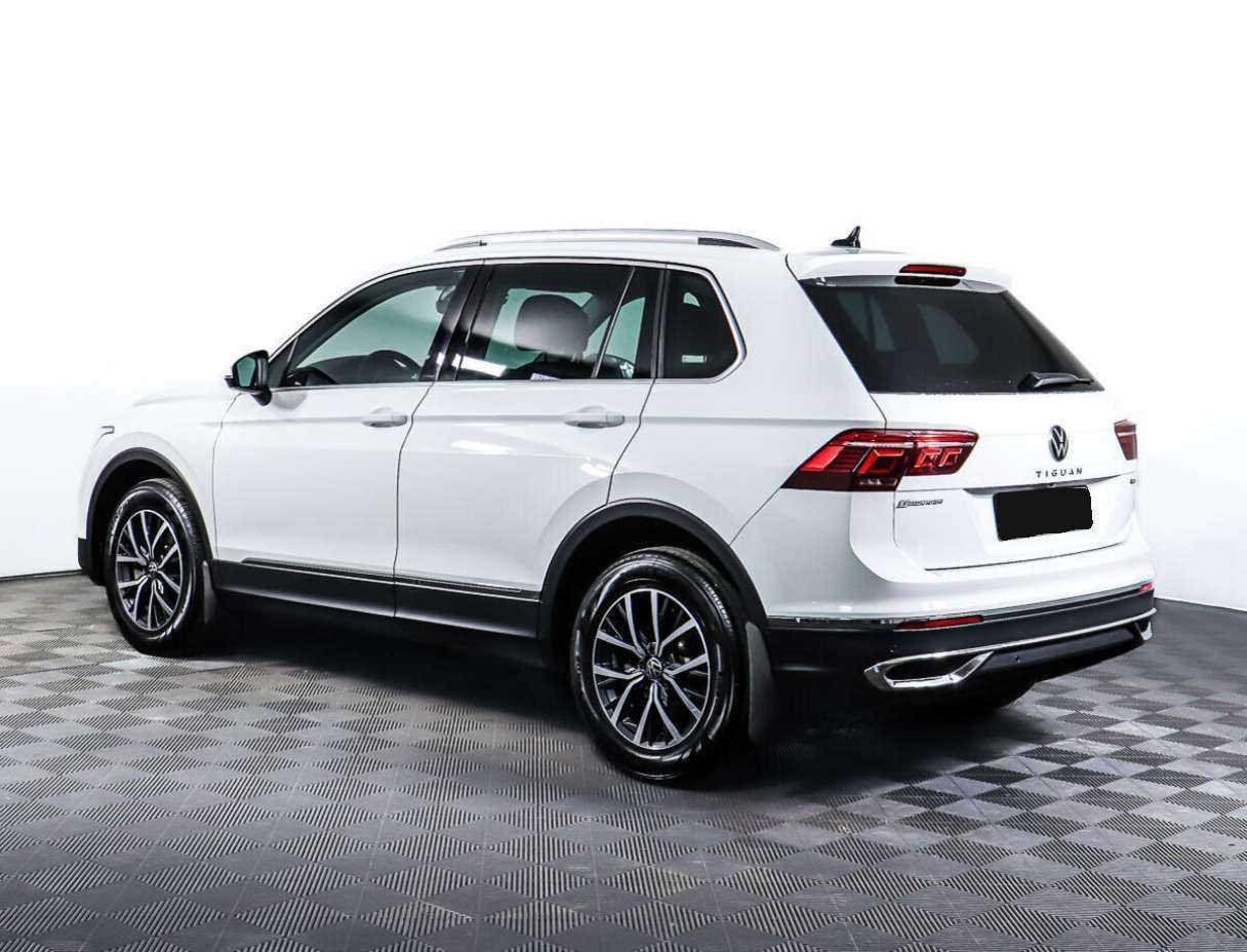 Купить Volkswagen Tiguan с пробегом. Фото: #6