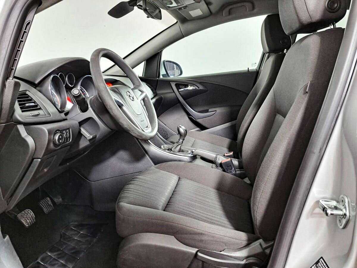 Купить Opel Astra с пробегом. Фото: #12