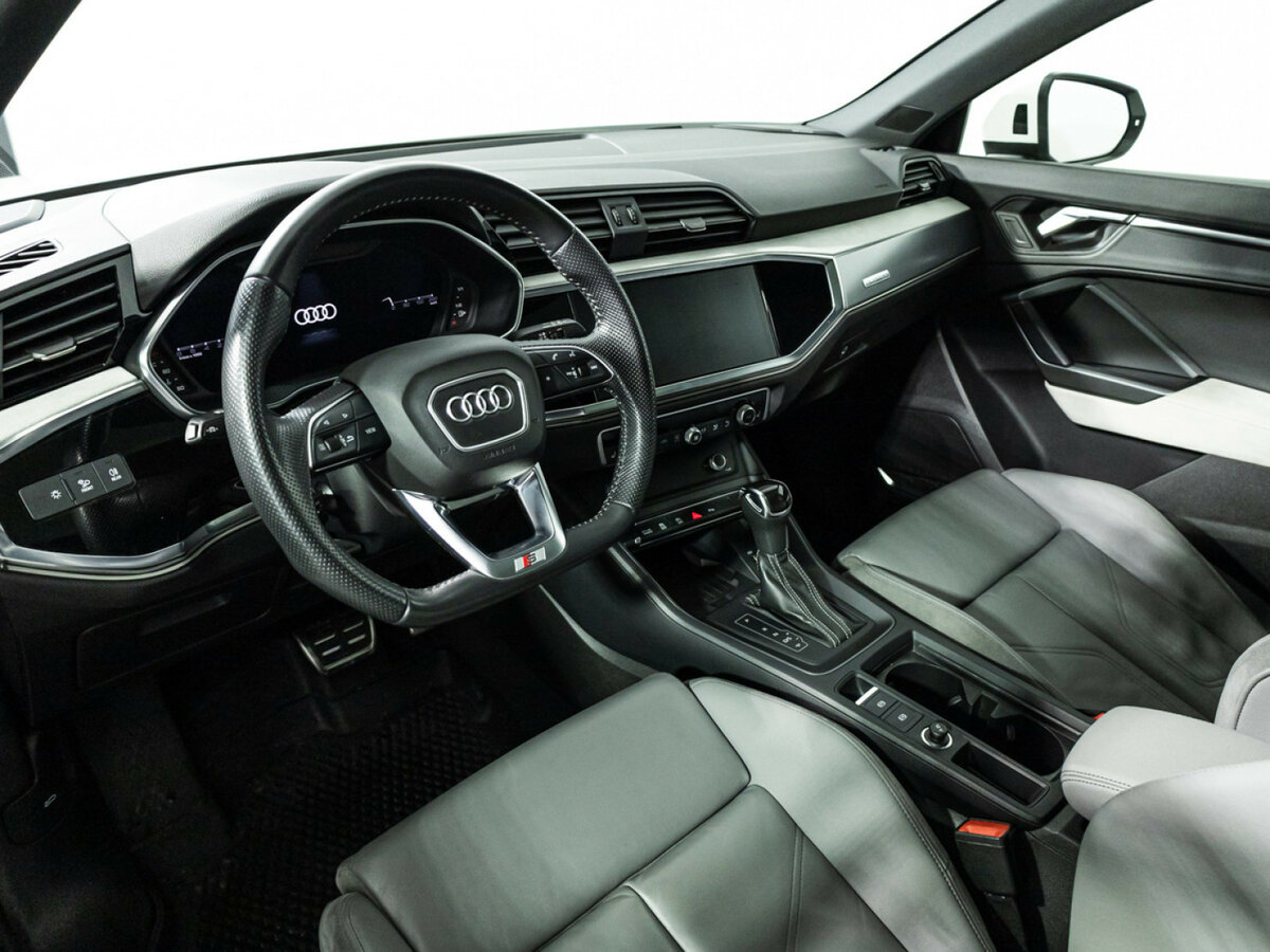 Купить Audi Q3 Sportback с пробегом. Фото: #9