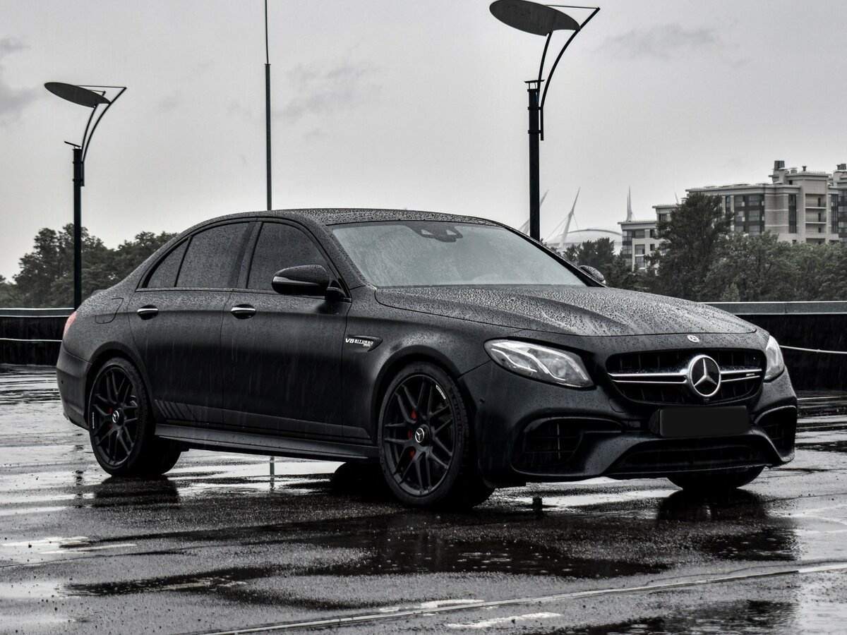 Купить Mercedes-Benz E-Класс AMG с пробегом. Фото: #2